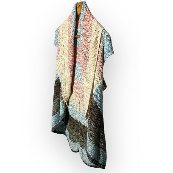 CAbi Line Up Open Front Circle Vest, Cardigan, Shrug, Sweater Size M Style 216 - Picture 4 of 13